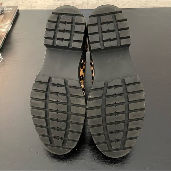 Steve Madden Gliding Leopard Calf Hair Chelsea Boot Size 7 - Picture 6 of 8